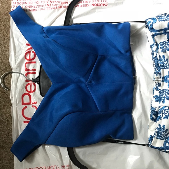 Royal blue prom dress - Picture 2 of 7